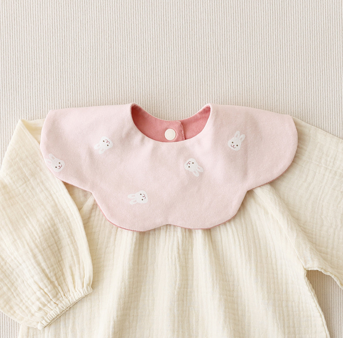 雲朵嬰兒口水肩2件套 (雙面使用) Rolling Baby Bib Set