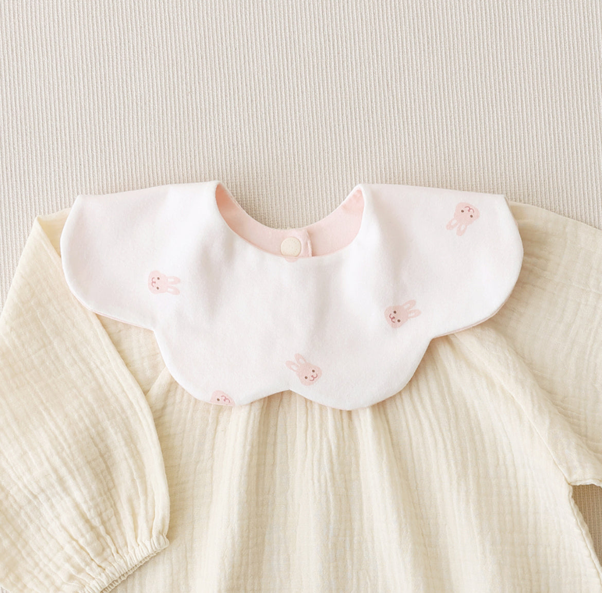 雲朵嬰兒口水肩2件套 (雙面使用) Rolling Baby Bib Set